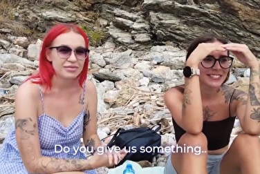 Two strangers, beach and boobs — got them laid in five minutes