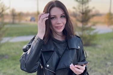 It's the other way around: stranger girl seduced for sex and sat on my mouth with her pussy