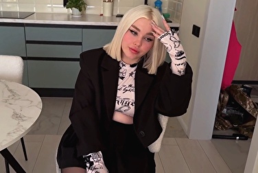 Neighbor, I'm outraged and horny! You've fucked everyone, but what about me?