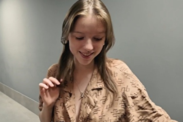 Went in, got cum on my face, left, I like my new roommate