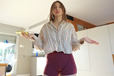 It's boring at home without sex! Do you want to put your dick in me? 🤤