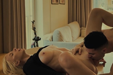 Look at the passion between us - ready to lick her to orgasm 👅