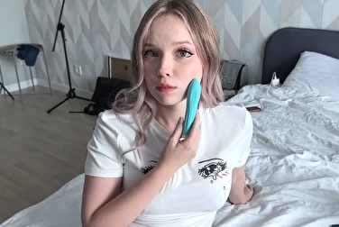 It's a wank vibrator, you don't massage your face with it, you massage your G-spot!