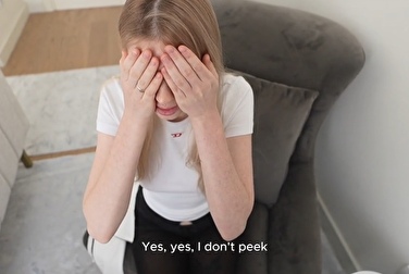 How naive! Trusting a stranger for money, what will happen? 🫢