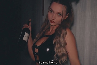 She's drunk and demanding a creampie, so I cum in her as a friend 😌