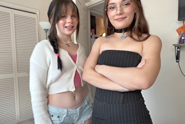 That's the sister, that's her friend girl 🥵 Come to think of it, I'm about to fuck both of them
