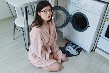 Brother, it's impossible to get stuck in the washing machine! But I'm ready to get laid